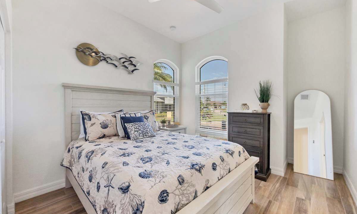 Photo of Bedroom in South Gulf Cove