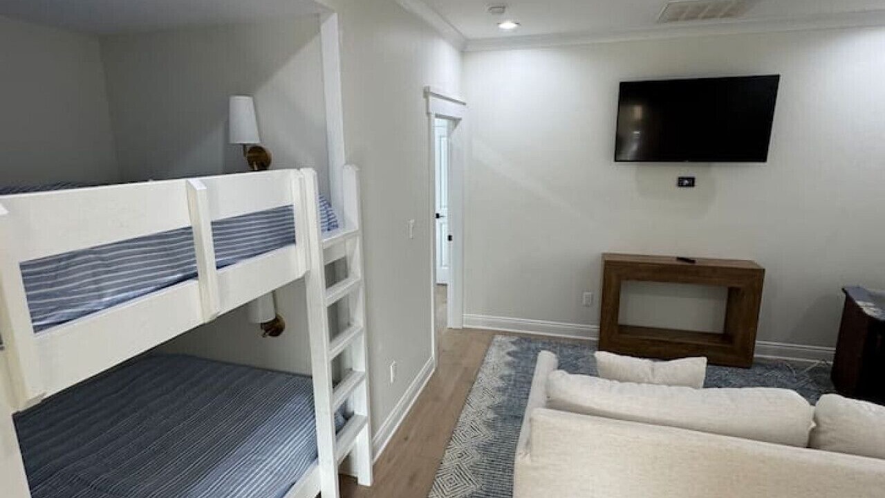 Photo of Bedroom in Shoreline Park