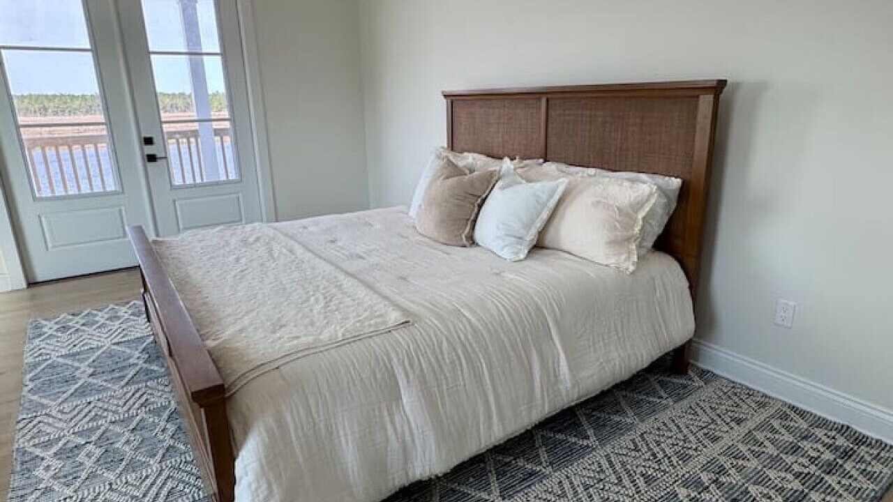 Photo of Bedroom in Shoreline Park