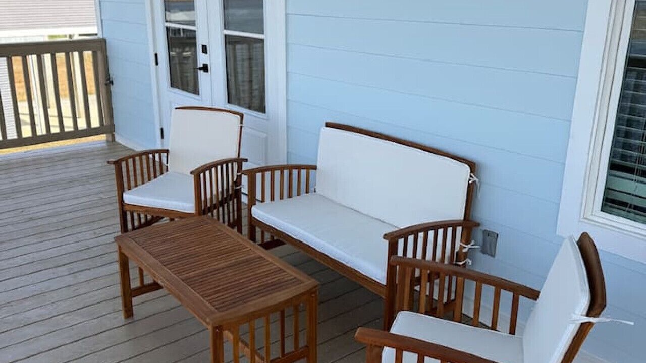 Photo of Patio Balcony in Shoreline Park