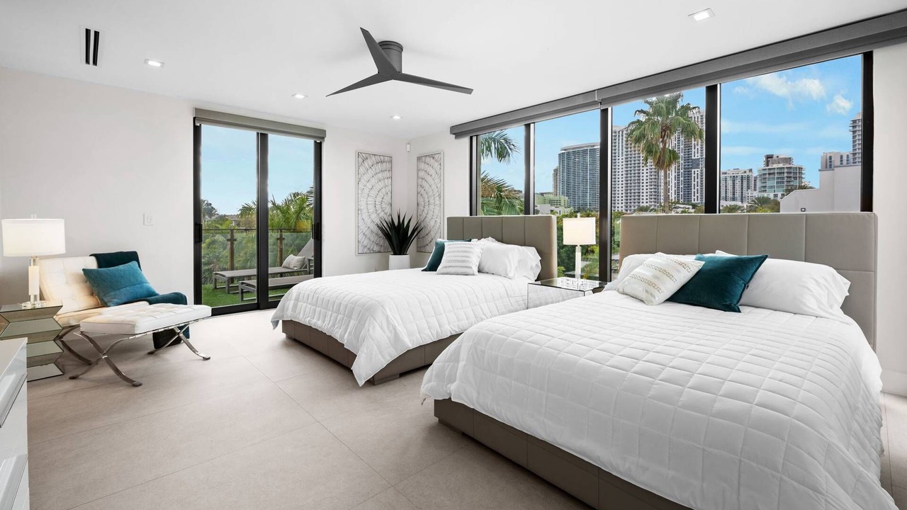 Photo of Bedroom in Beverly Heights