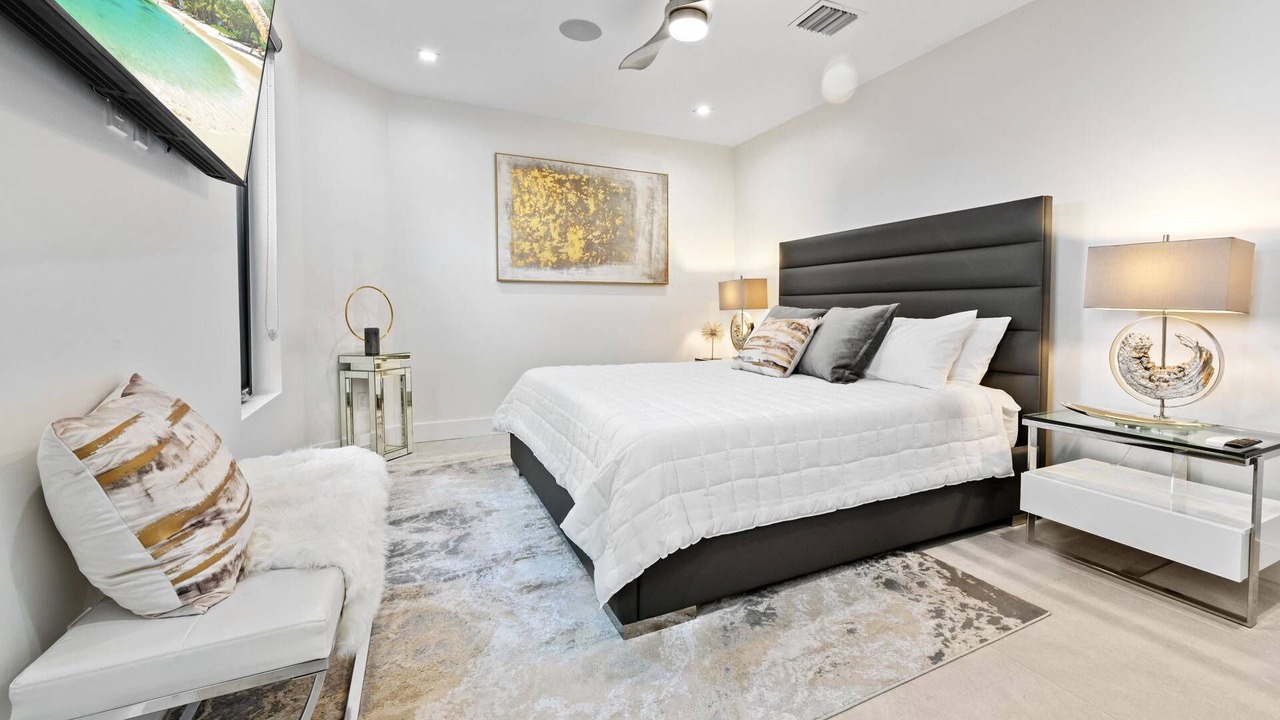 Photo of Bedroom in Beverly Heights