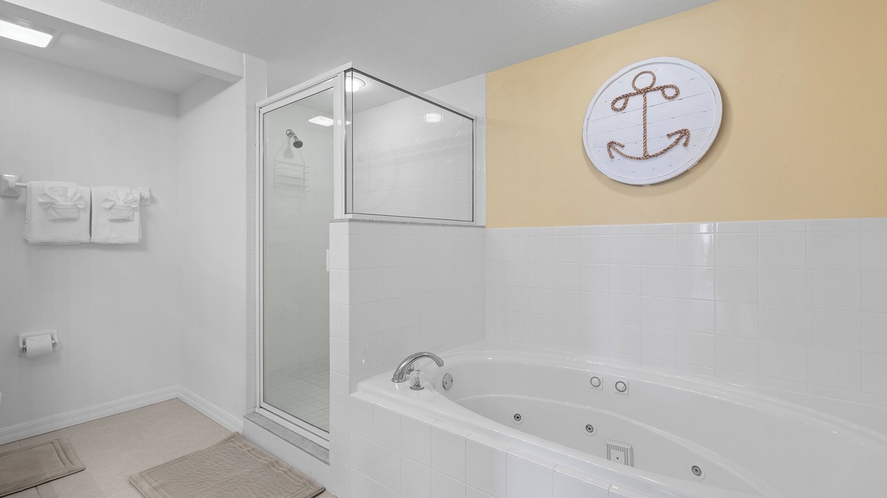 Photo of Bathroom in New Smyrna Beach