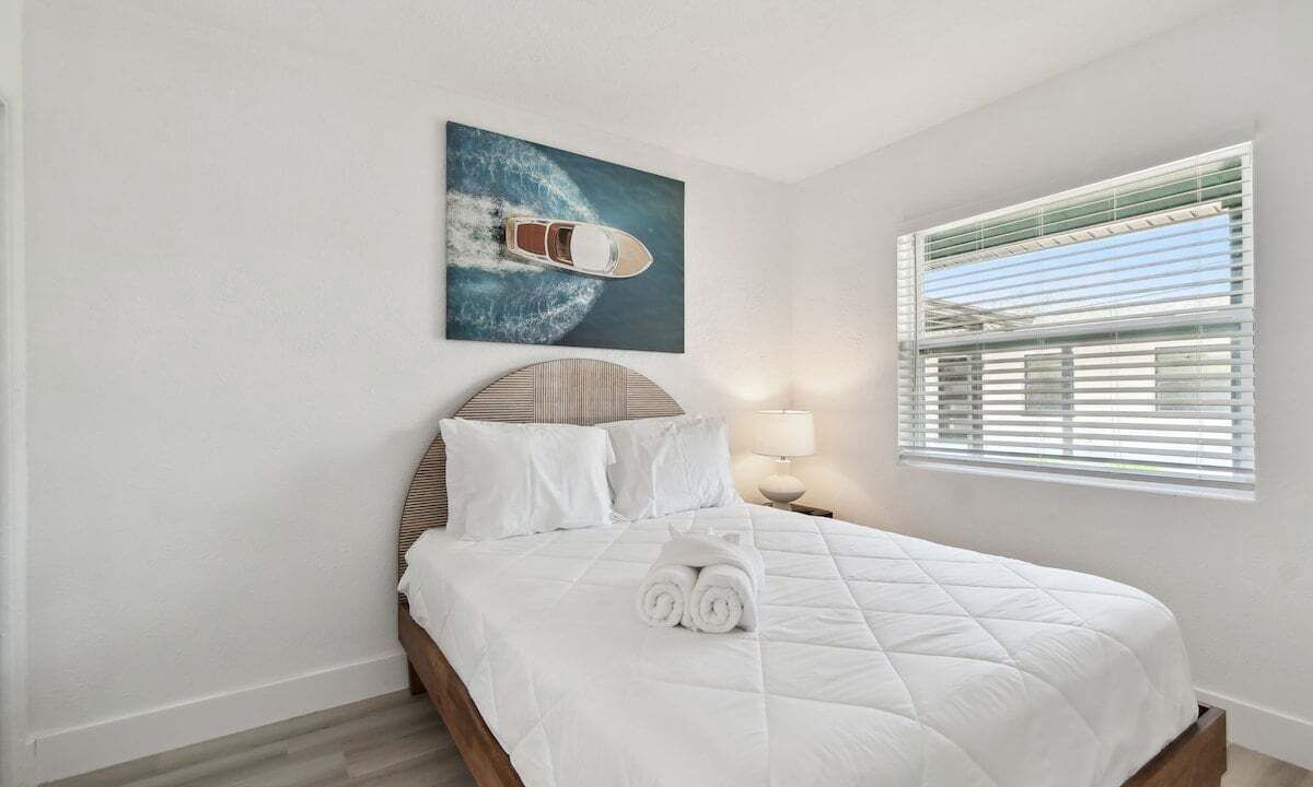 Photo of Bedroom in Treasure Island