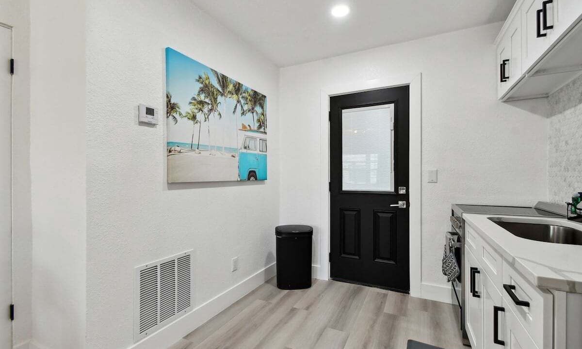 Photo of Kitchen in Treasure Island