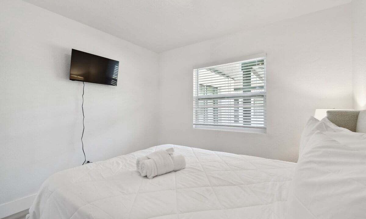 Photo of Bedroom in Treasure Island