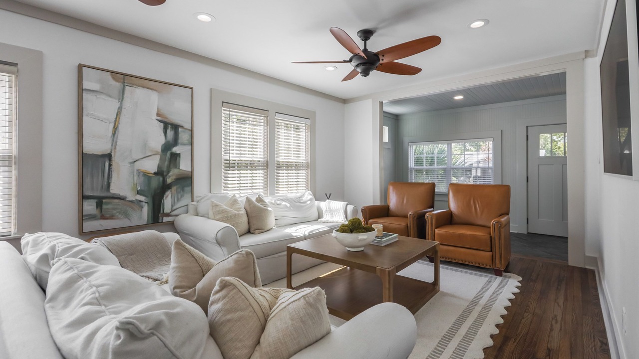 Photo of Livingroom in Tallahassee