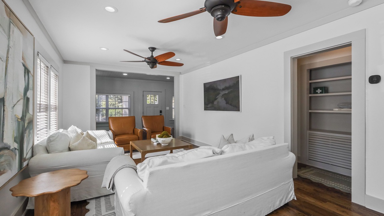 Photo of Livingroom in Tallahassee