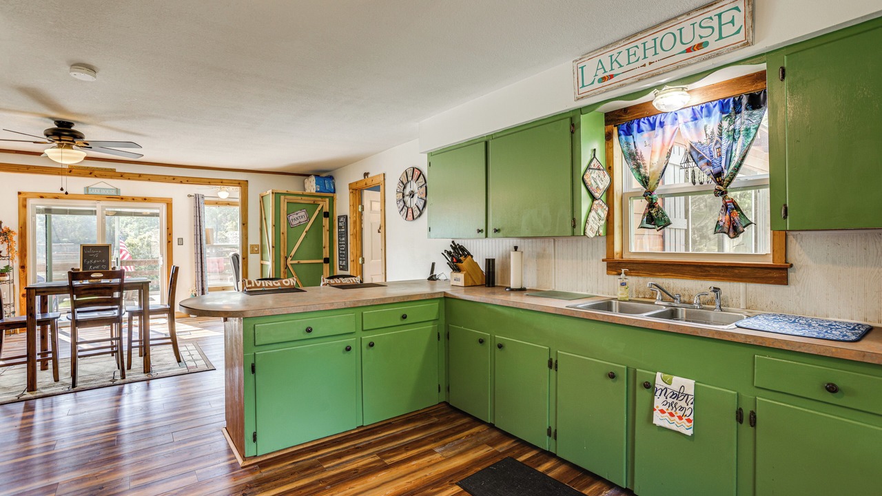 Photo of Kitchen in Livingston