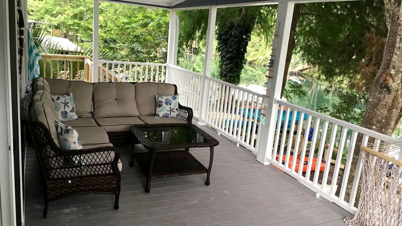 Photo of Patio Balcony in Survey Creek