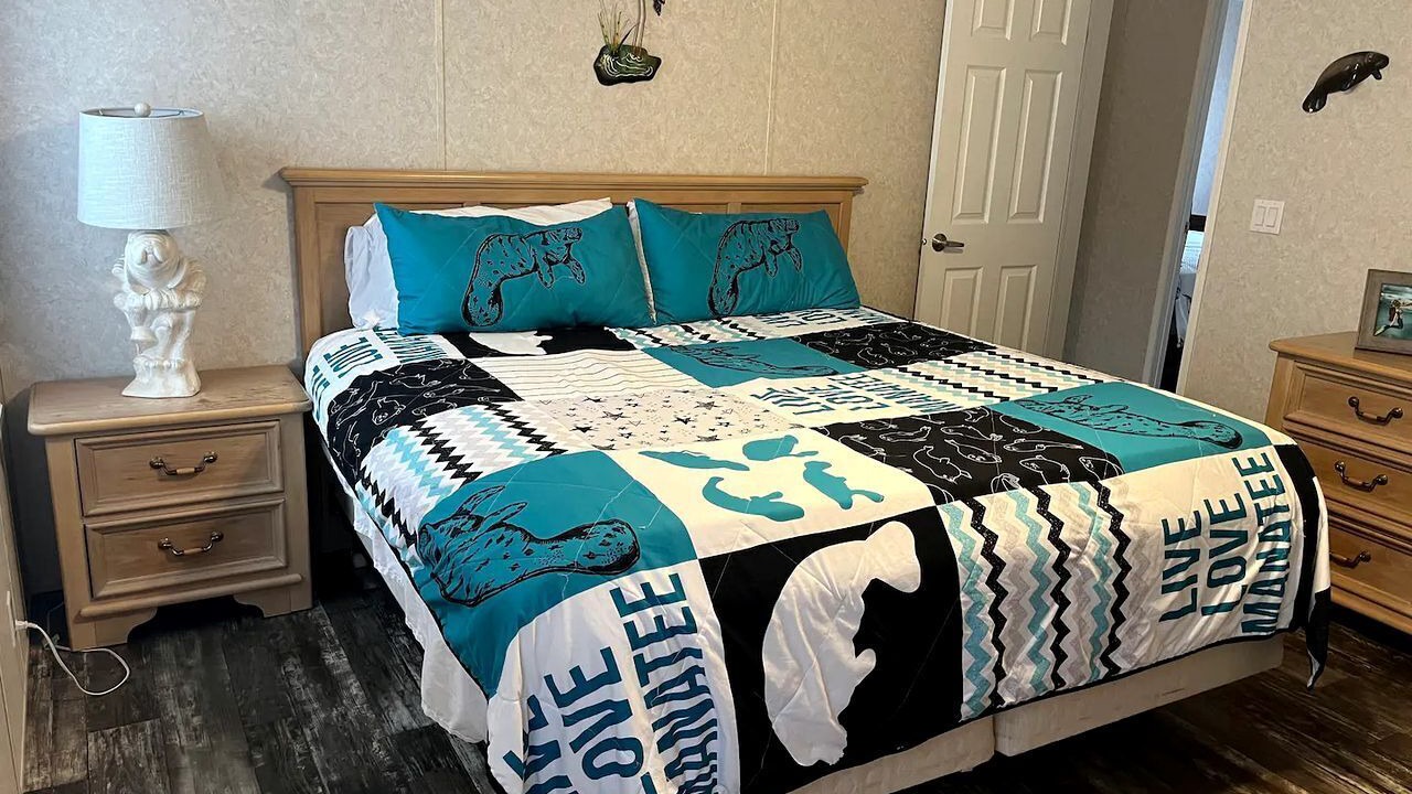 Photo of Bedroom in Survey Creek