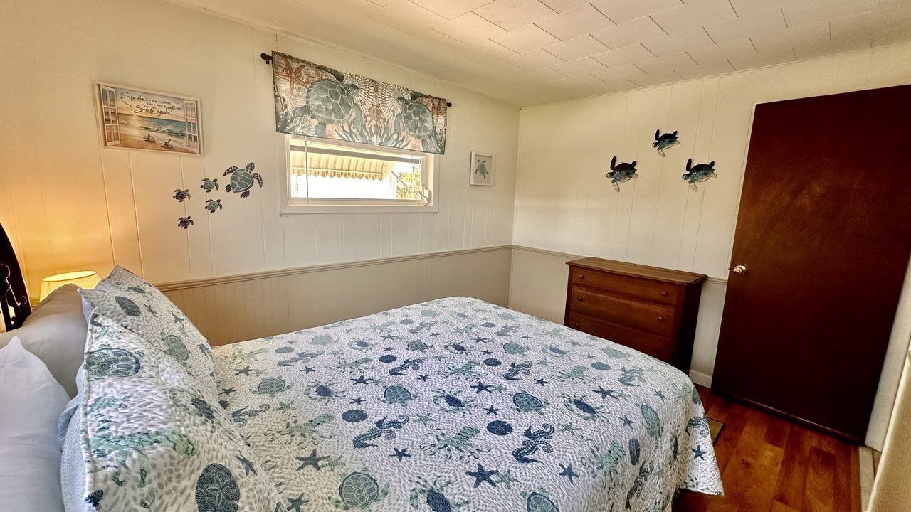 Photo of Bedroom in Survey Creek