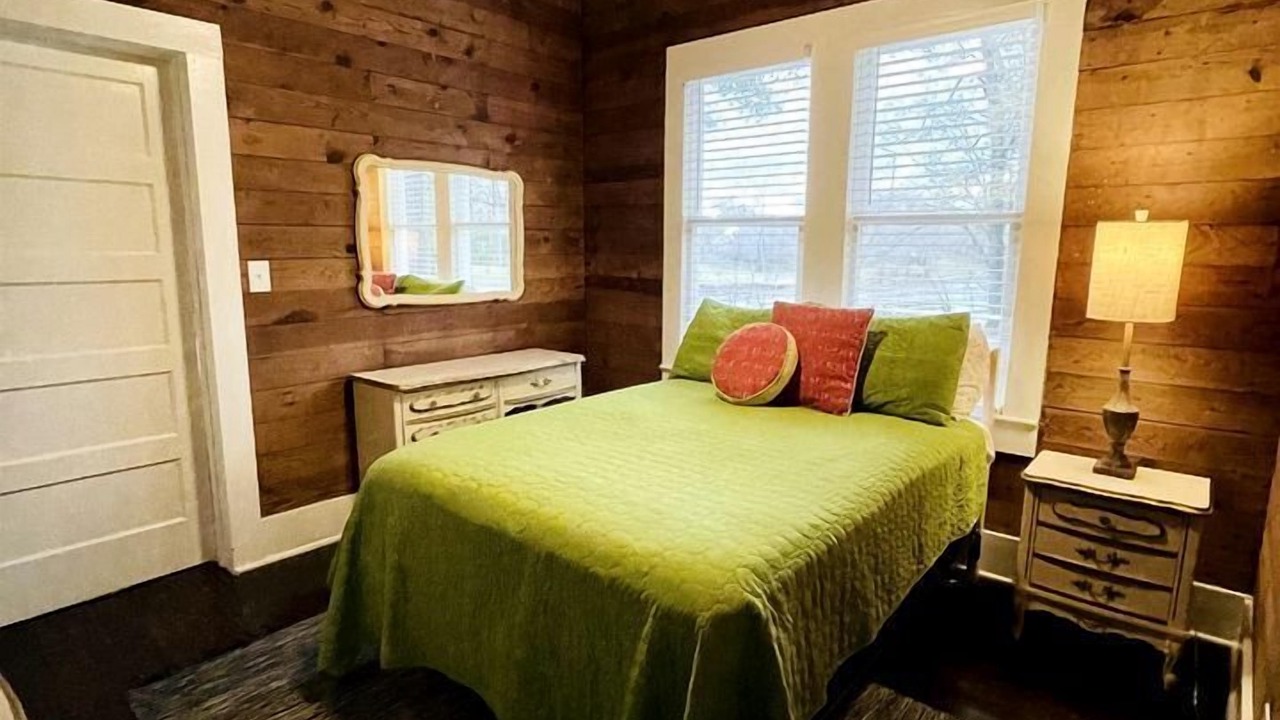 Photo of Bedroom in Lafayette