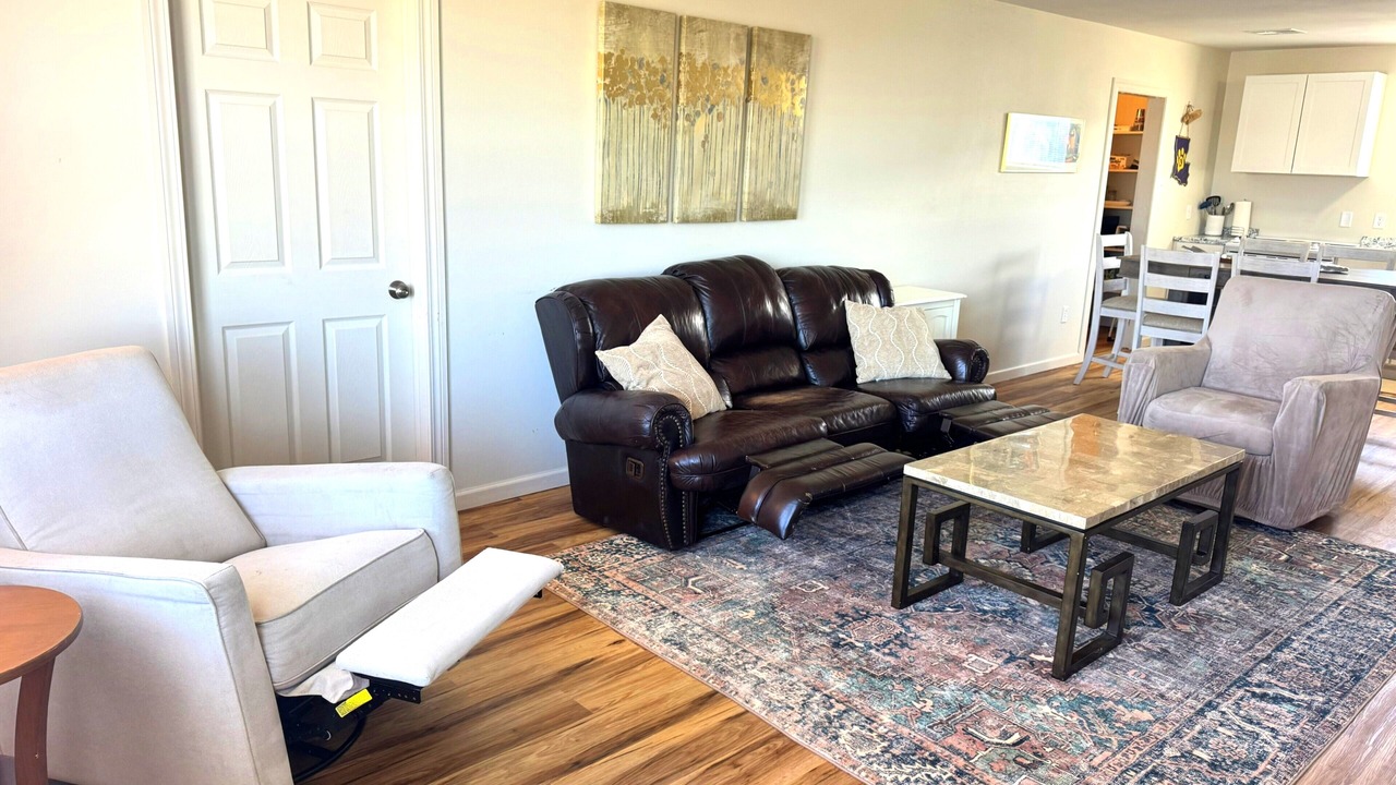 Photo of Livingroom in Chauvin