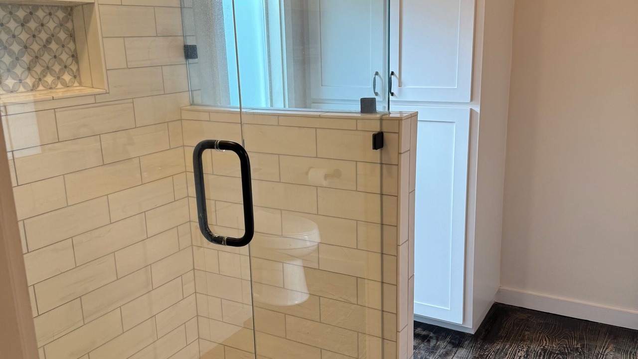 Photo of Bathroom in Sulphur Springs