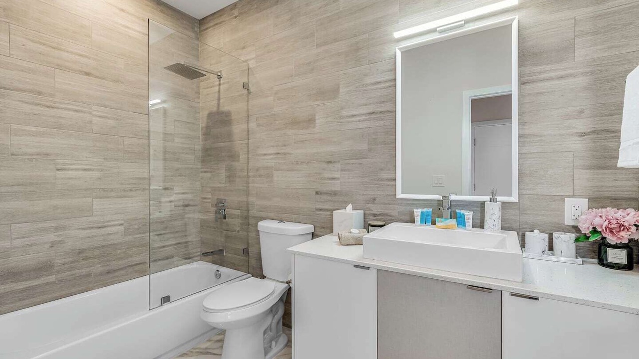 Photo of Bathroom in Croissant Park