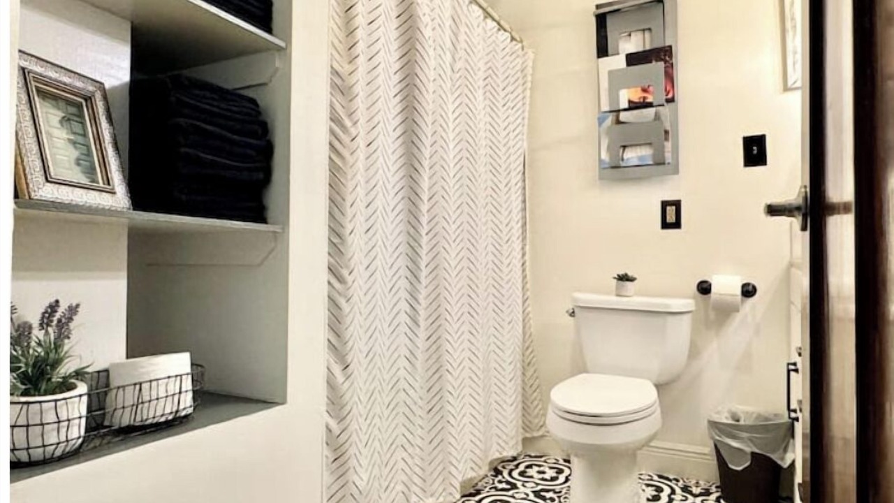 Photo of Bathroom in Mid-City