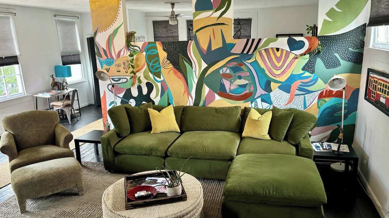 Photo of Livingroom in Algiers Point