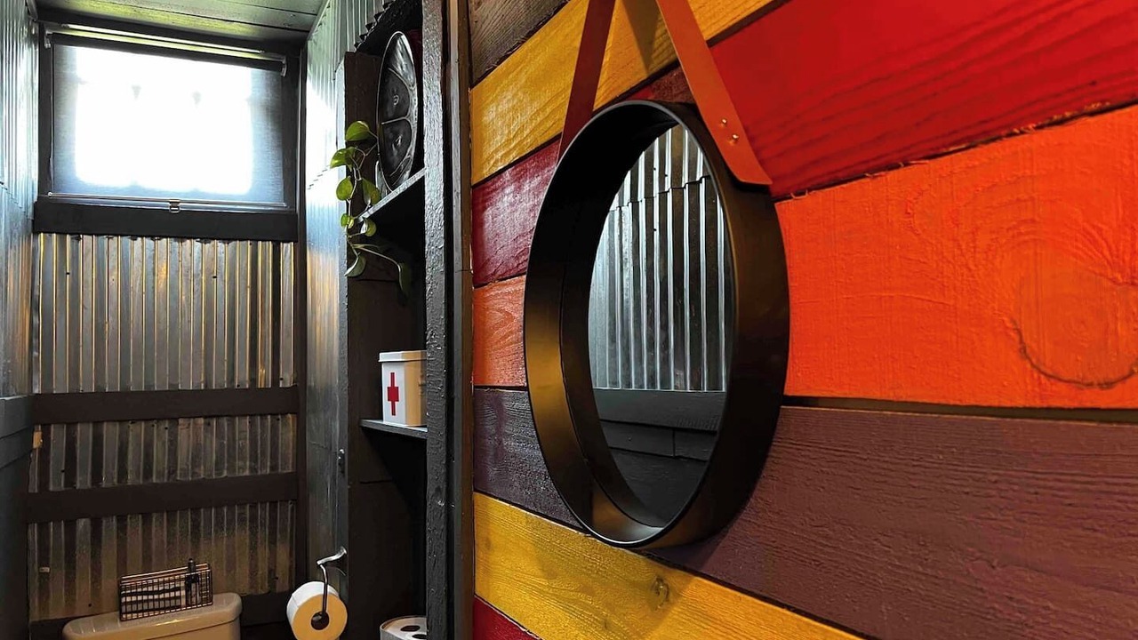 Photo of Bathroom in Algiers Point