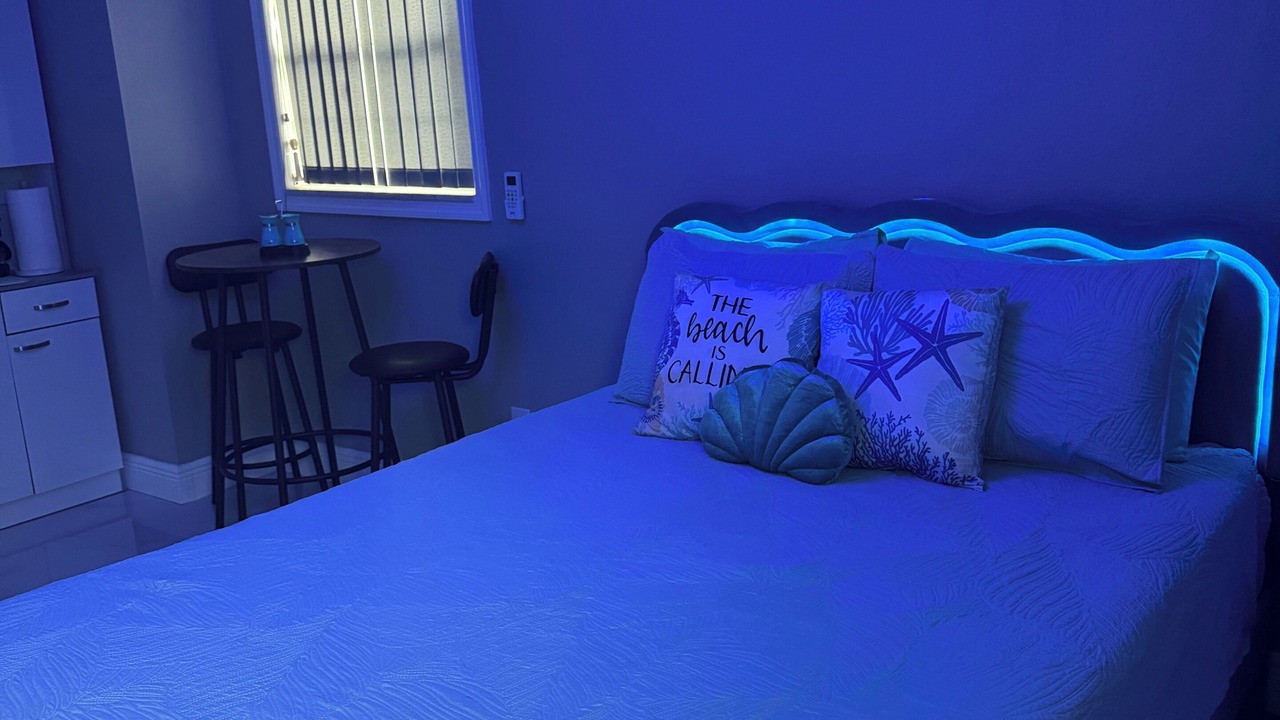 Photo of Bedroom in Bay Crest Park
