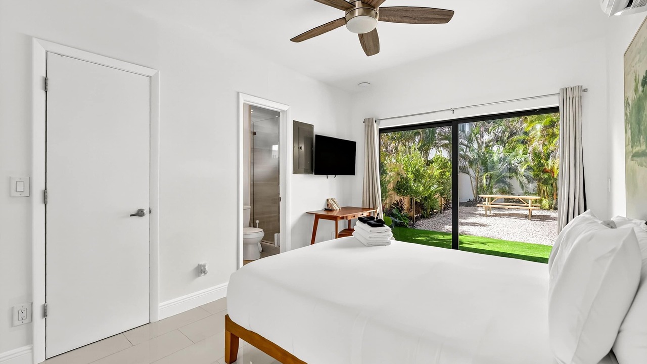 Photo of Bedroom in Beverly Heights
