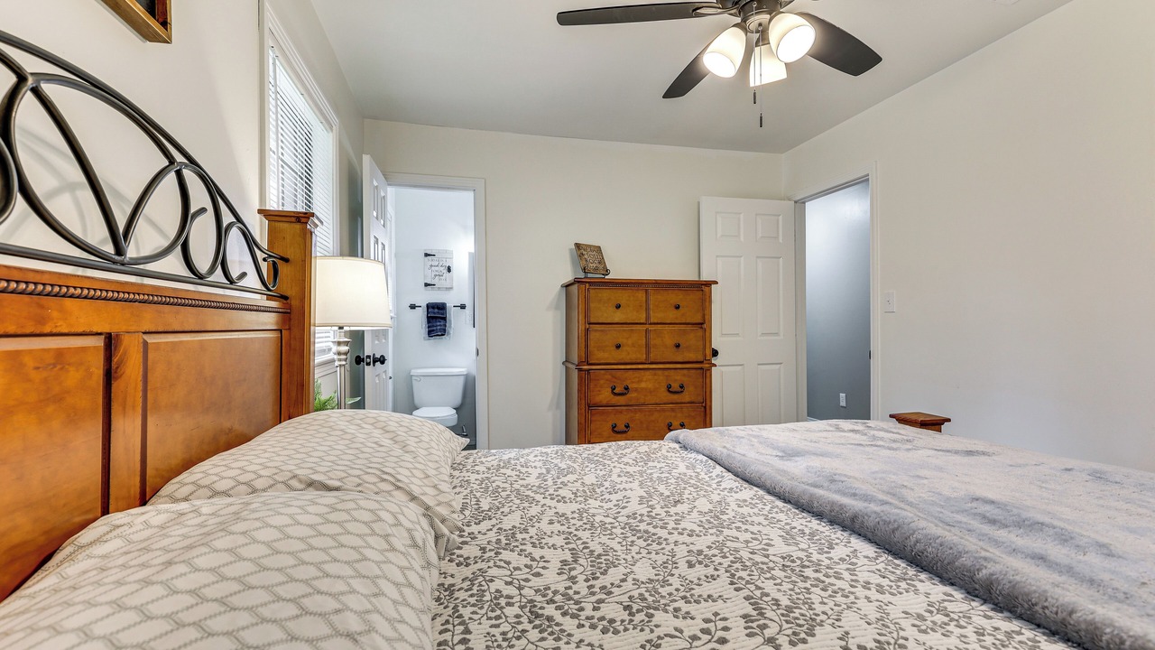 Photo of Bedroom in Jackson
