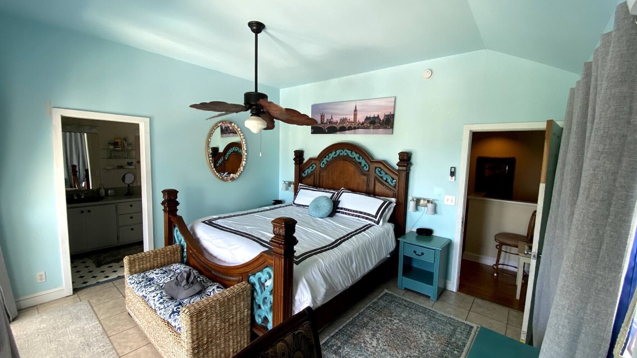Photo of Bedroom in Cudjoe Key