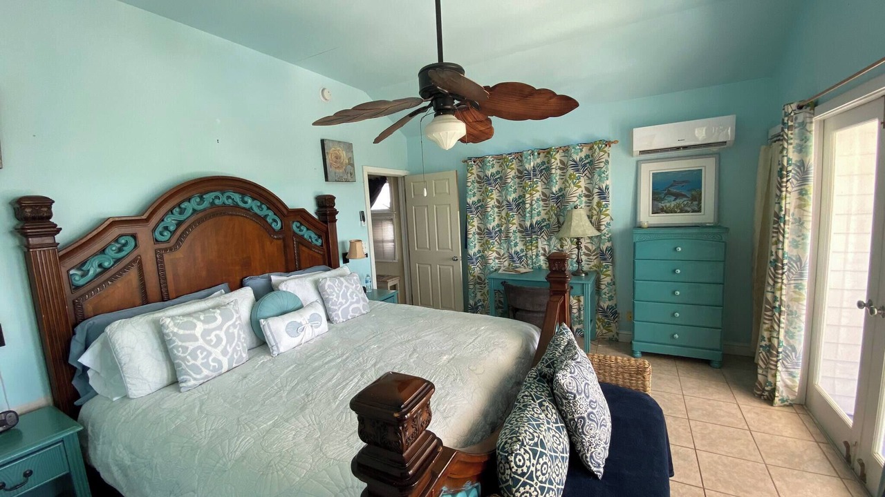 Photo of Bedroom in Cudjoe Key