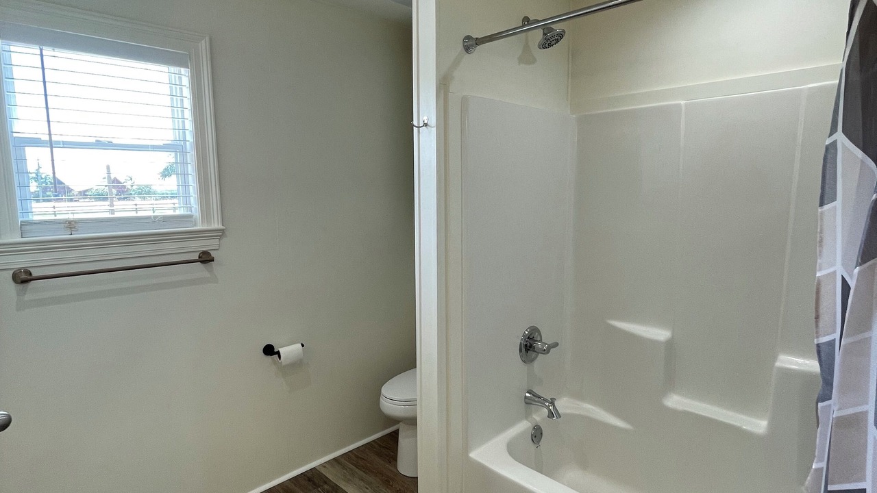 Photo of Bathroom in Buras-Triumph