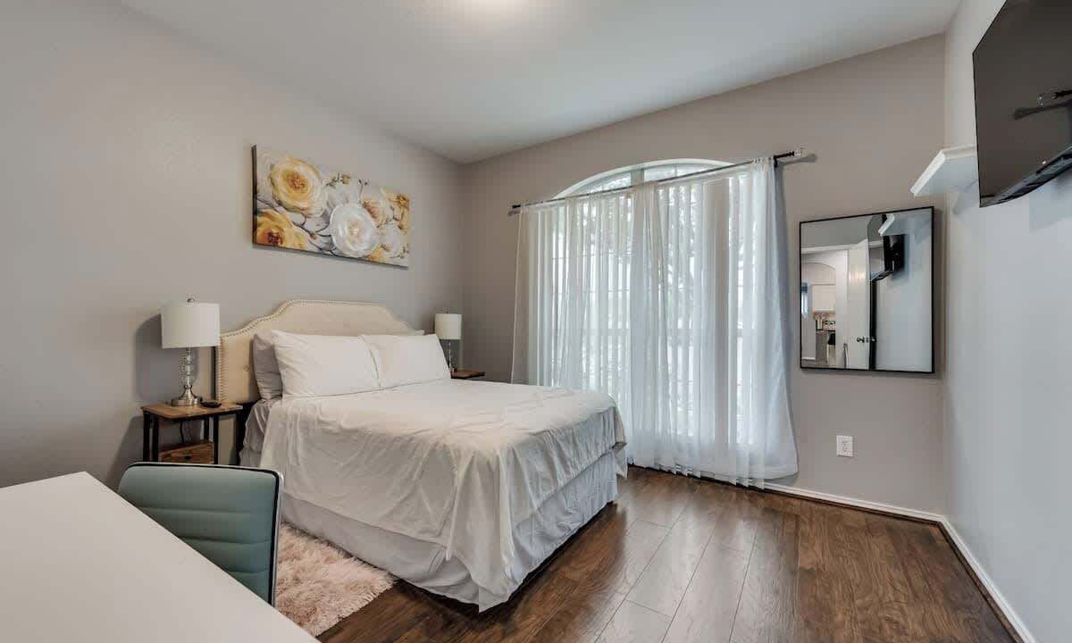 Photo of Bedroom in South Arlington