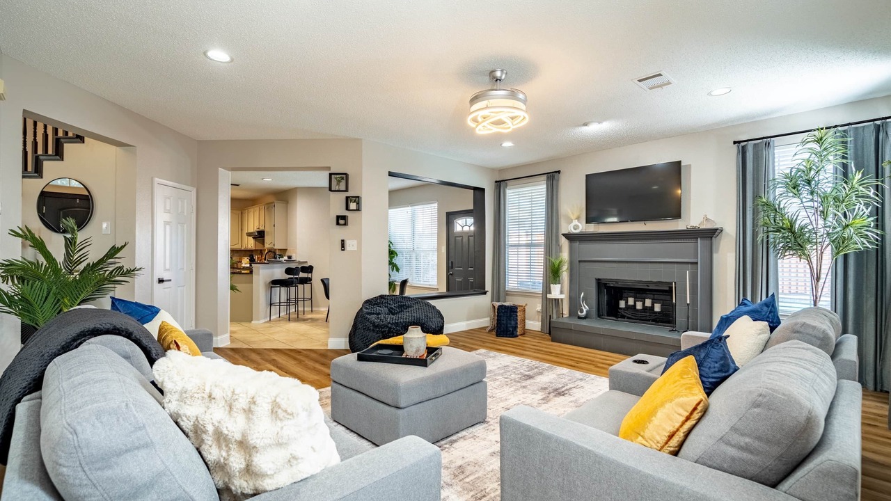 Photo of Livingroom in Allen