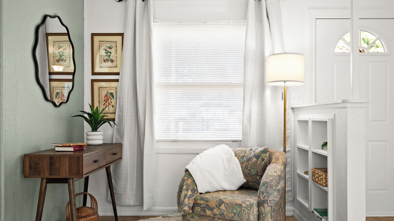 Photo of Livingroom in Tampa