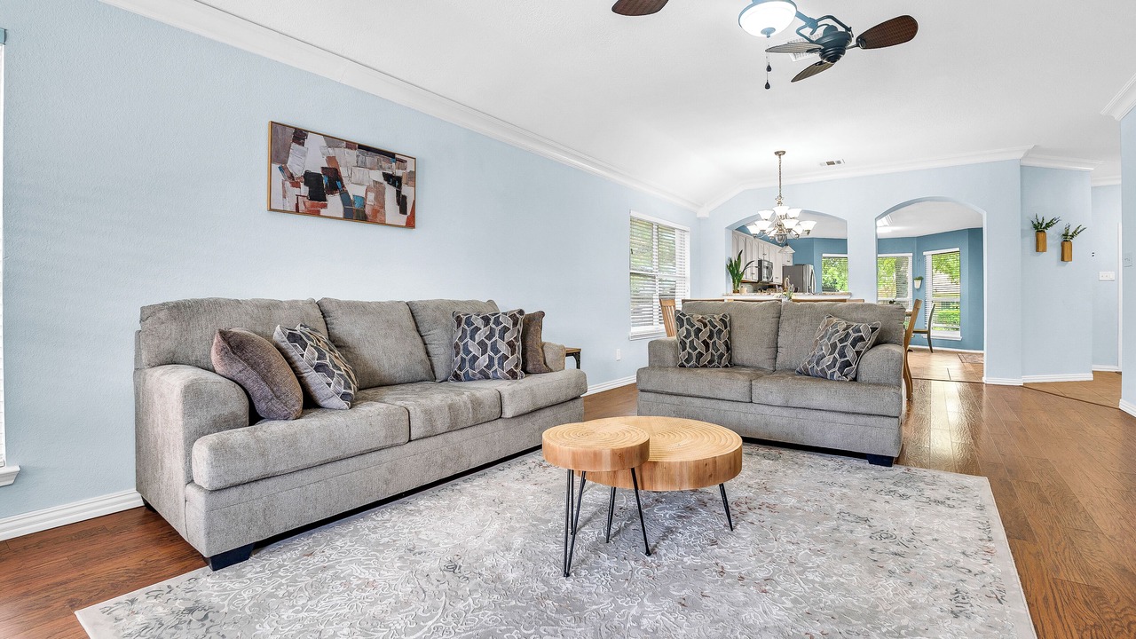 Photo of Livingroom in Murphy