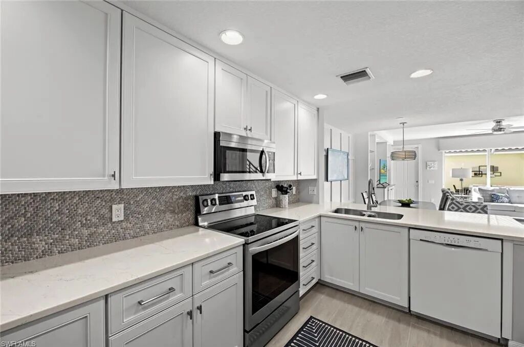 Photo of Kitchen in Village Walk of Bonita Springs