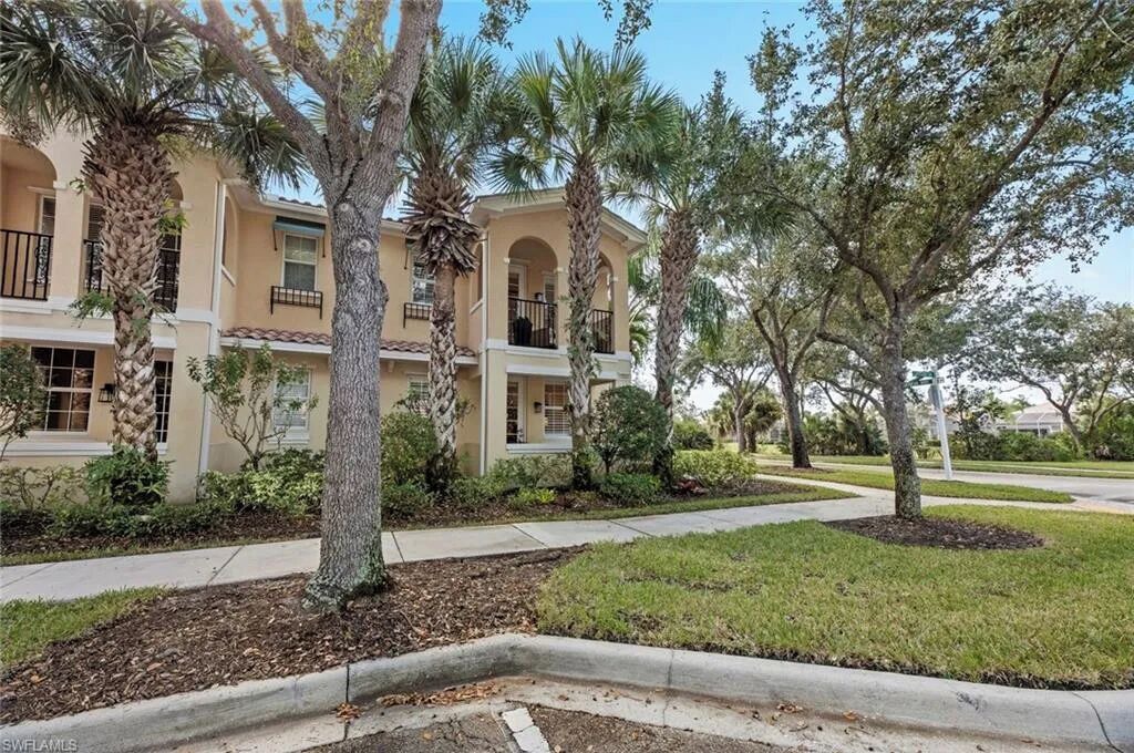 Photo of Outdoor in Village Walk of Bonita Springs