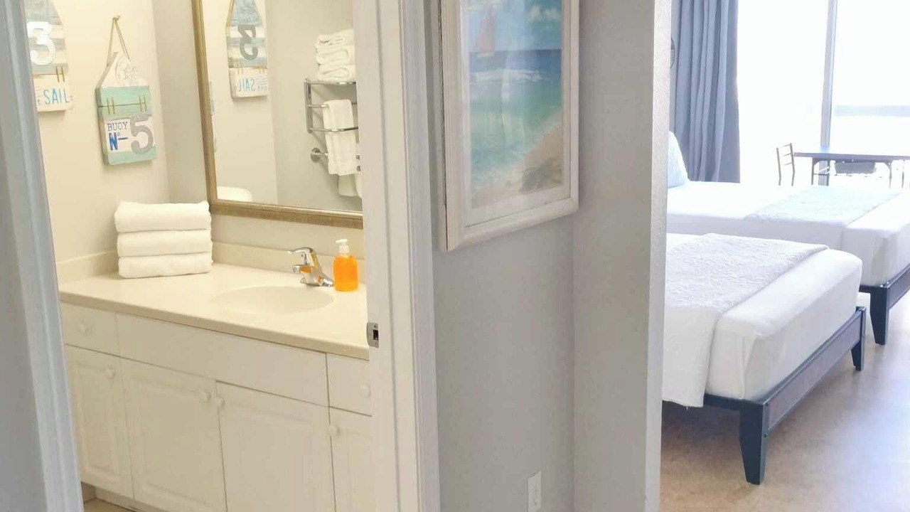 Photo of Bathroom in Ortona Park