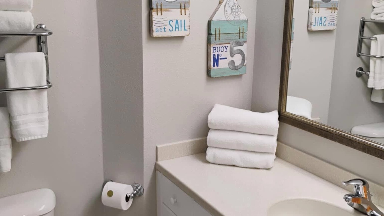 Photo of Bathroom in Ortona Park