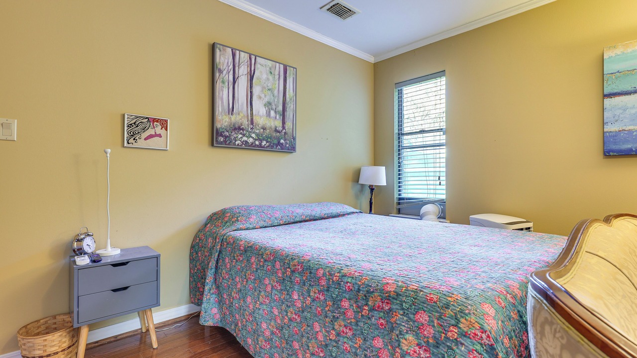 Photo of Bedroom in Daphne
