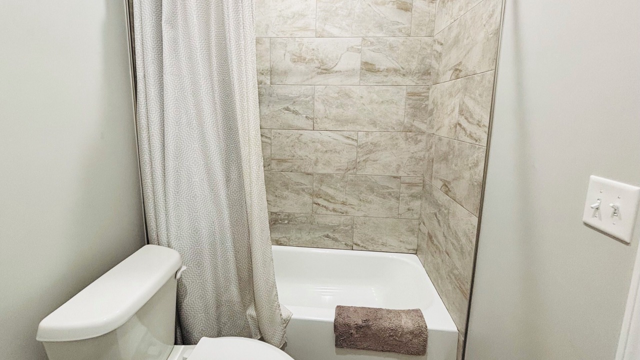 Photo of Bathroom in Elliott