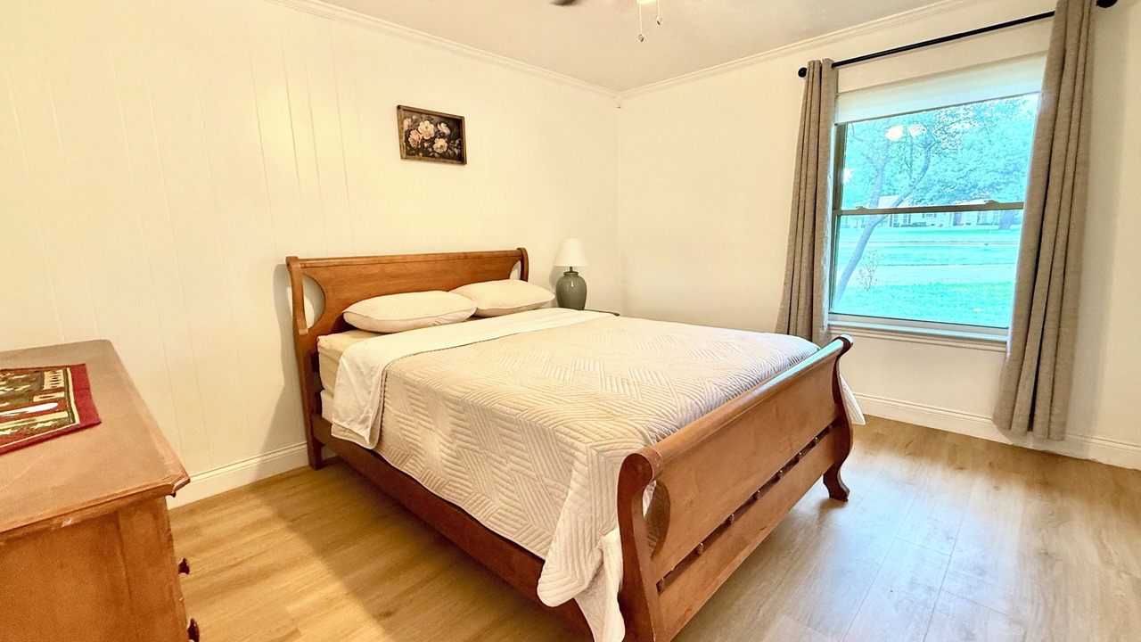 Photo of Bedroom in Murphy