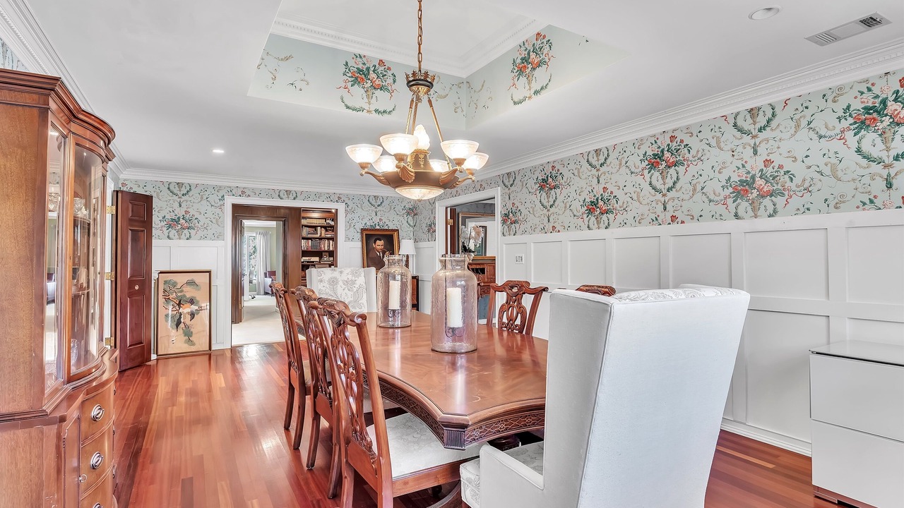 Photo of Livingroom in West Point