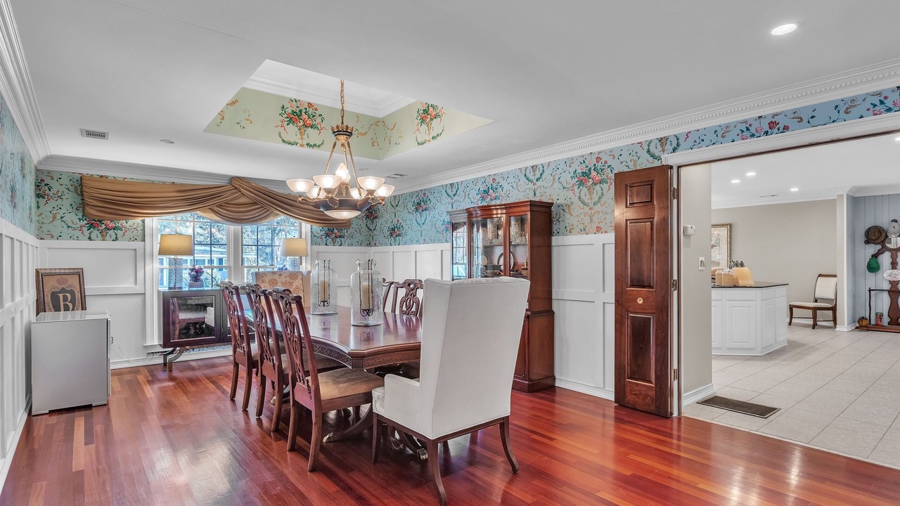 Photo of Livingroom in West Point