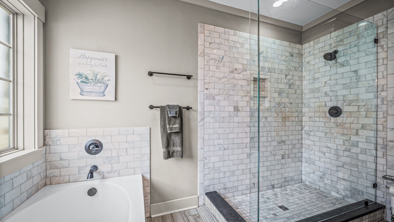 Photo of Bathroom in Rainsville