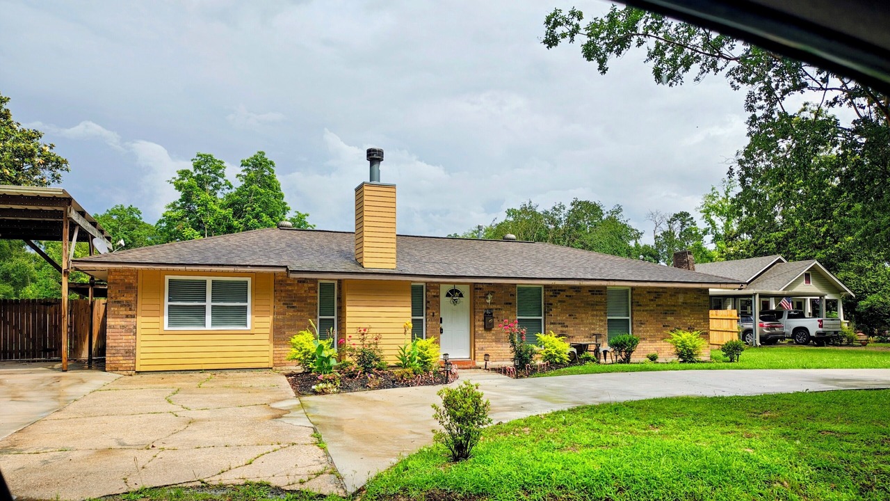 Photo of Outdoor in Denham Springs