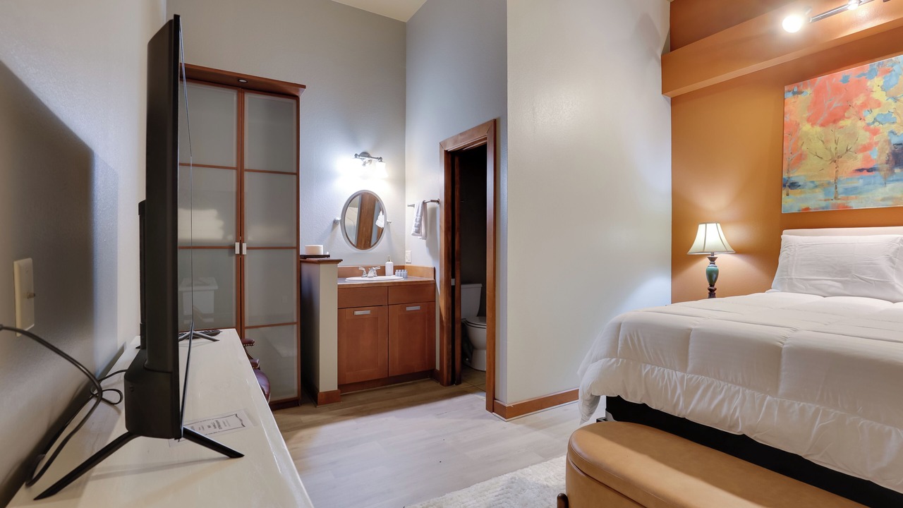 Photo of Bedroom in Marshall