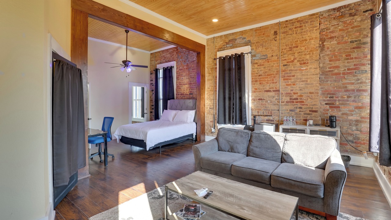 Photo of Livingroom in Marshall