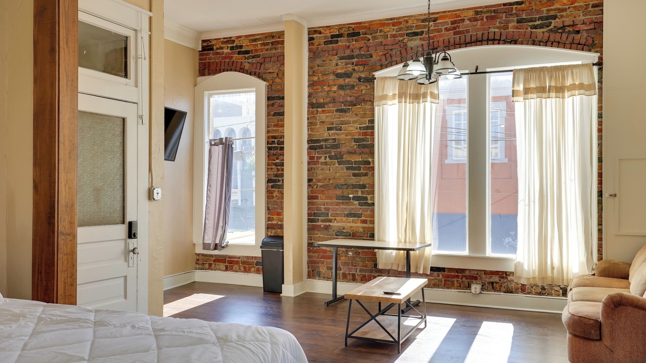 Photo of Bedroom in Marshall