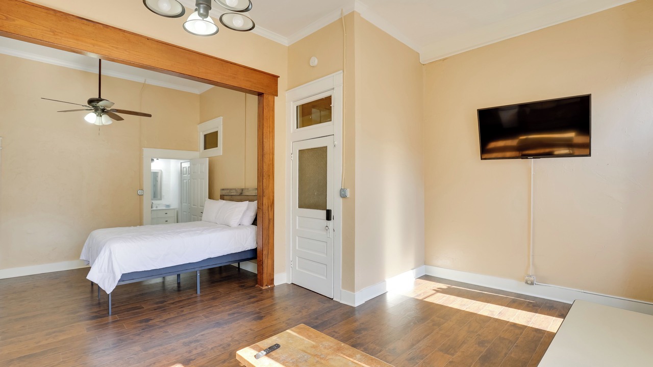 Photo of Bedroom in Marshall