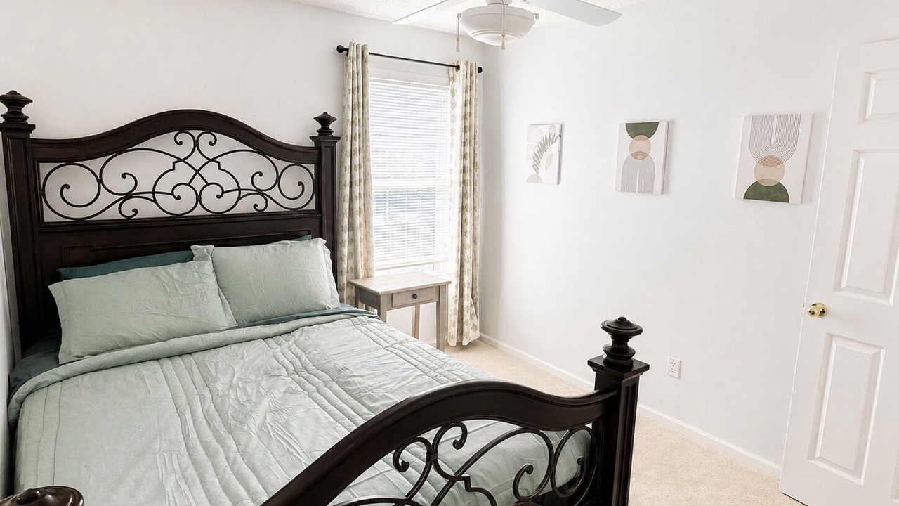 Photo of Bedroom in Atlantic Beach