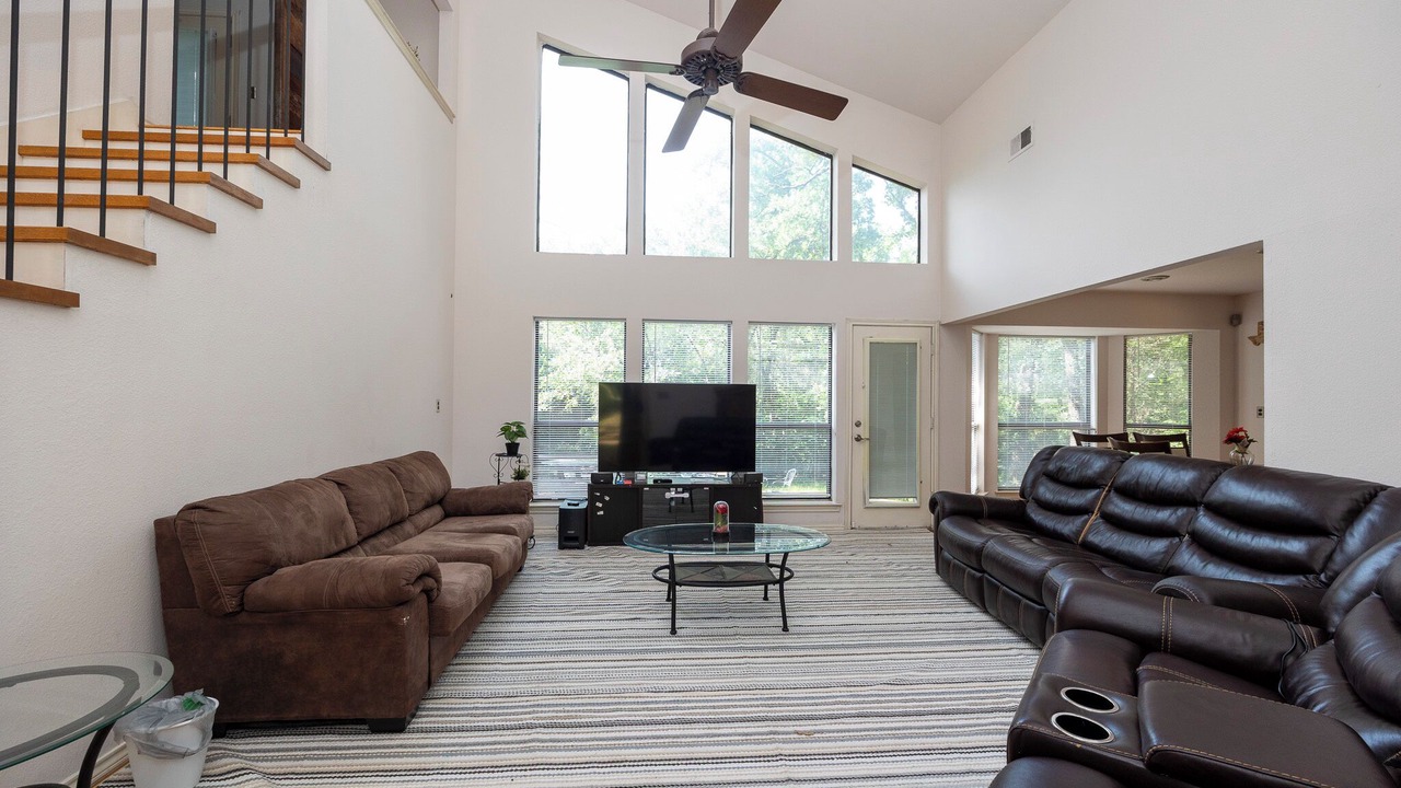 Photo of Livingroom in Flower Mound
